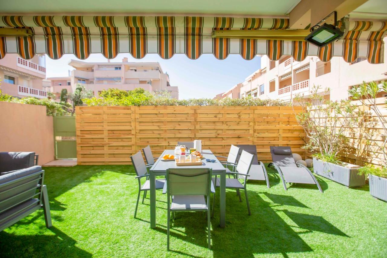 Le Ptit Max Centre Ville - Terrasse Sainte-Maxime Bagian luar foto